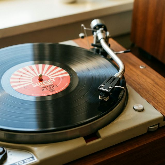 Vintage vinyl player